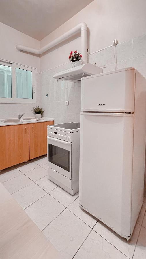 Cute 1Br Apt With Balcony In The Heart Of The City Atena Exterior foto
